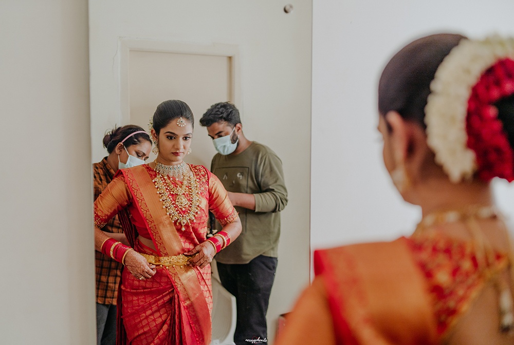 South Indian bridal hair look 2025 – floral bun style